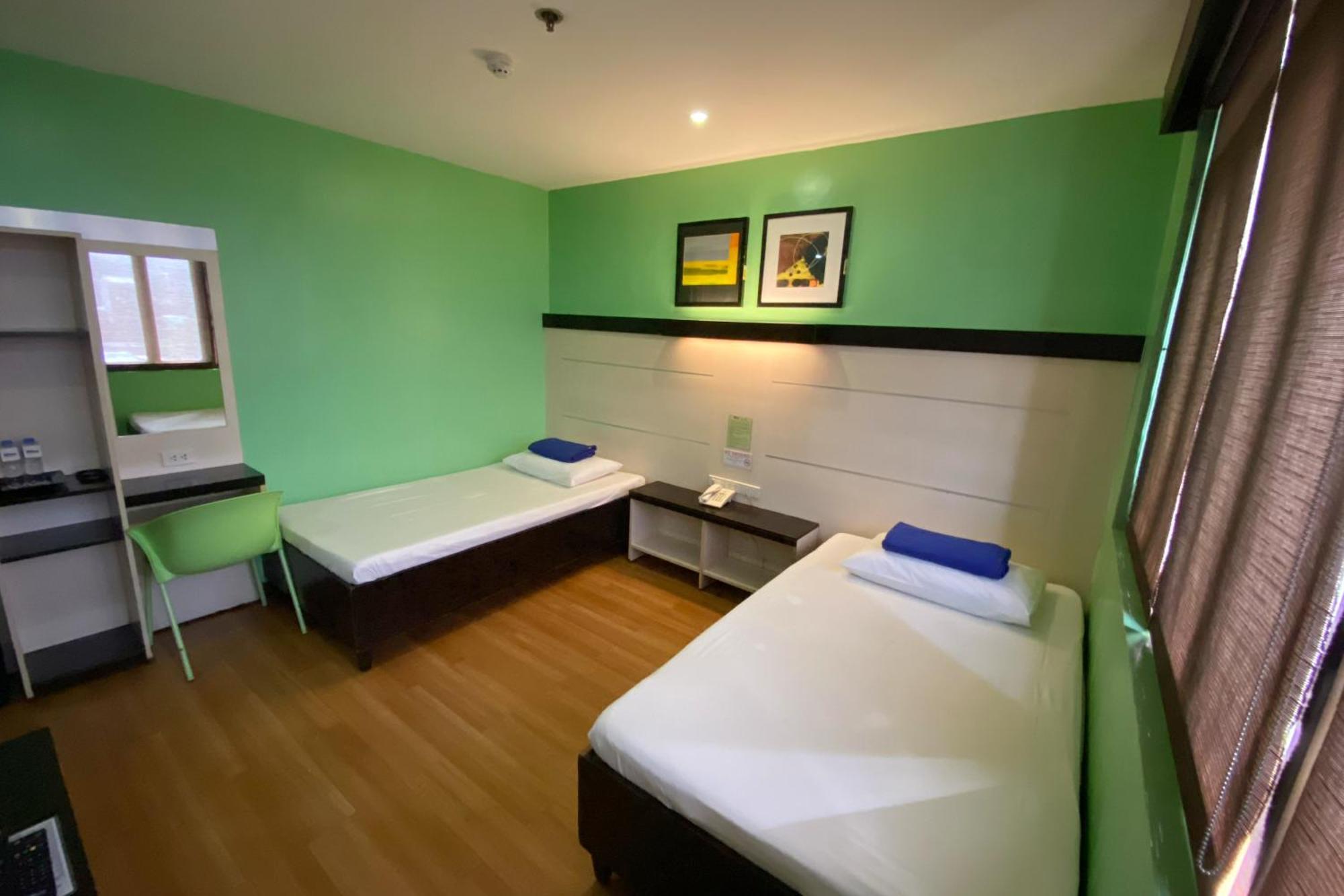 Sugbutel Family Hotel Cebu Exterior photo
