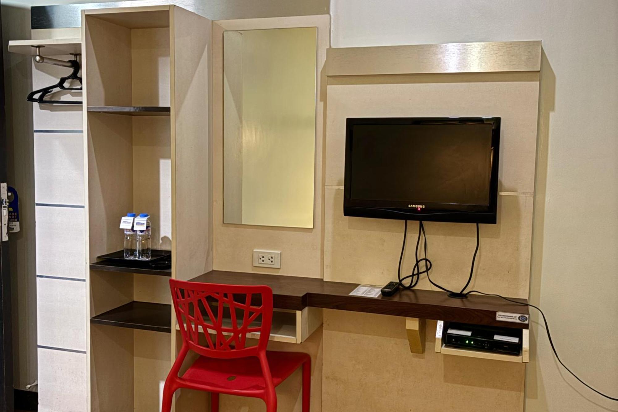 Sugbutel Family Hotel Cebu Exterior photo